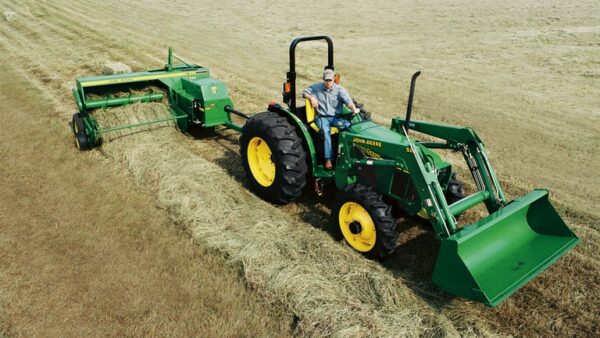 John Deere 338 Twine/Wire Baler